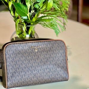 Michael Kors large logo pouch